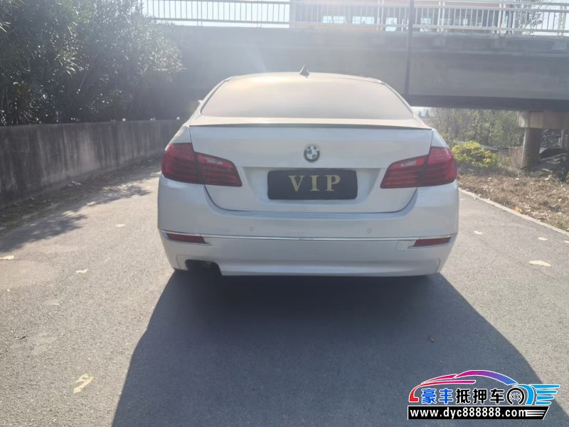17年宝马5系轿车抵押车出售