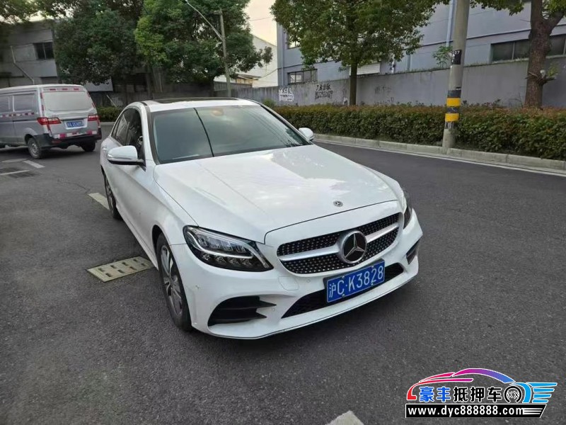 20年奔驰C轿车抵押车出售