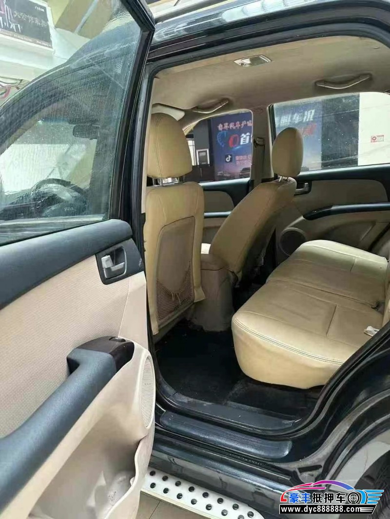 15年起亚狮跑轿车抵押车出售