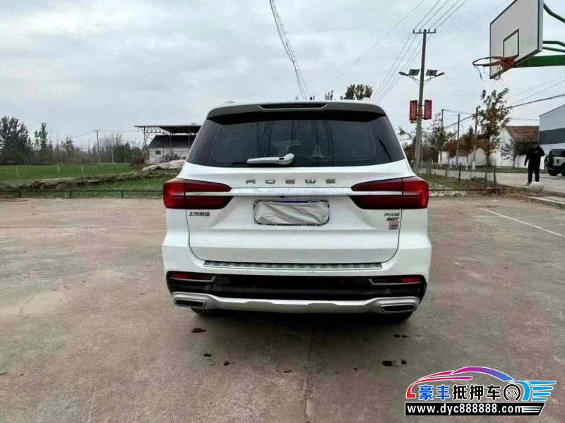 19年荣威RX8轿车抵押车出售