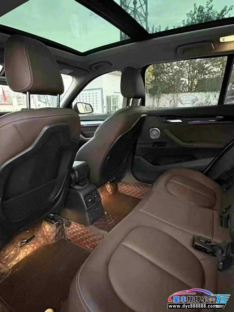 22年宝马X1轿车抵押车出售