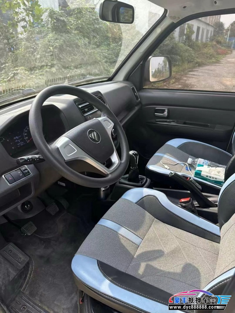 24年福田祥菱轿车抵押车出售