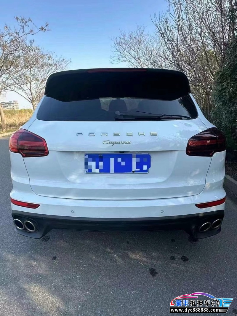 18年保时捷卡宴轿车抵押车出售