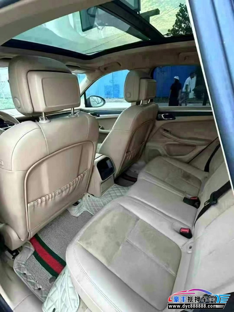 15年保时捷Macan迈凯轿车抵押车出售