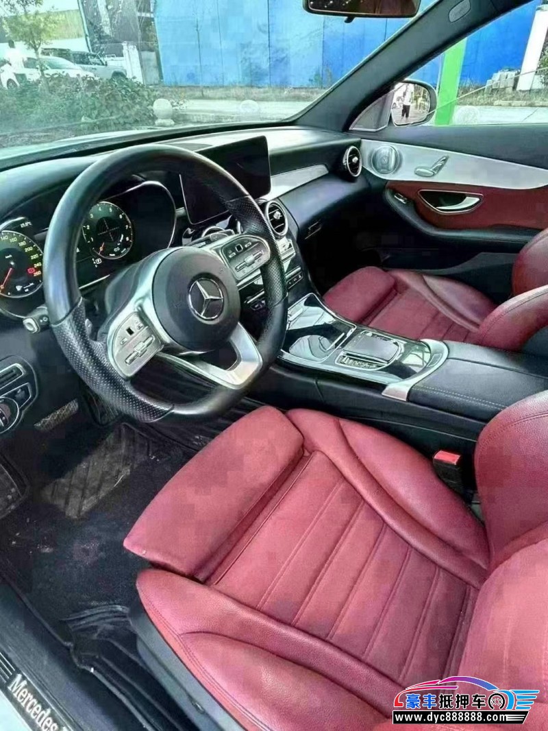 21年奔驰C轿车抵押车出售