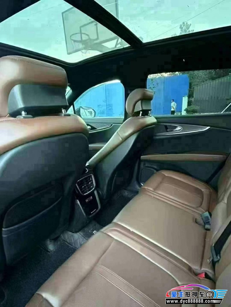 21年林肯航海家轿车抵押车出售