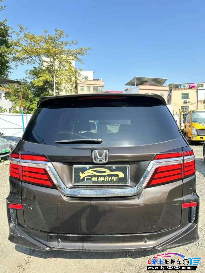 18年本田艾力绅轿车抵押车出售