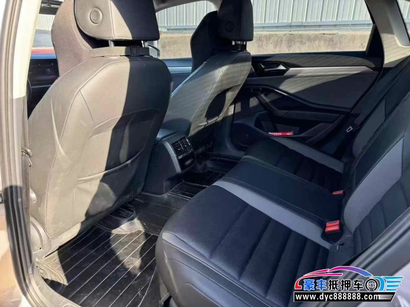 21年大众速腾轿车抵押车出售