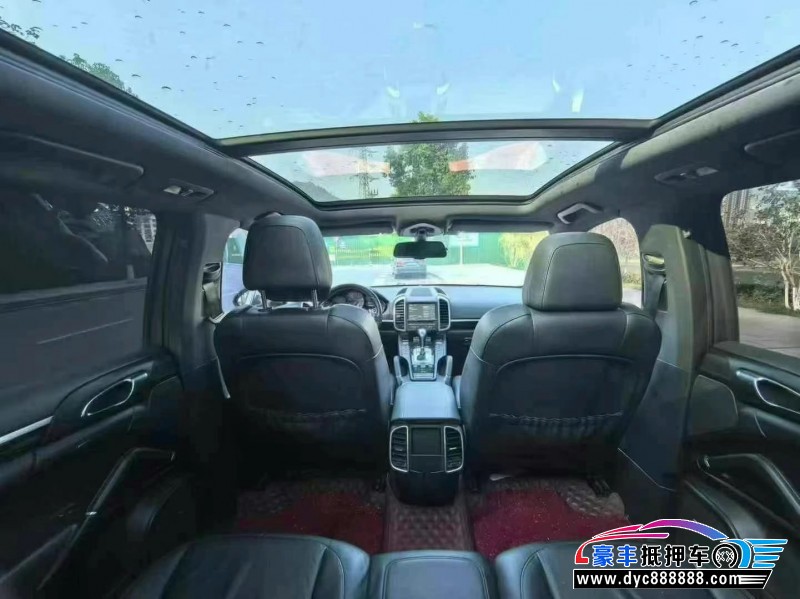 13年保时捷卡宴轿车抵押车出售