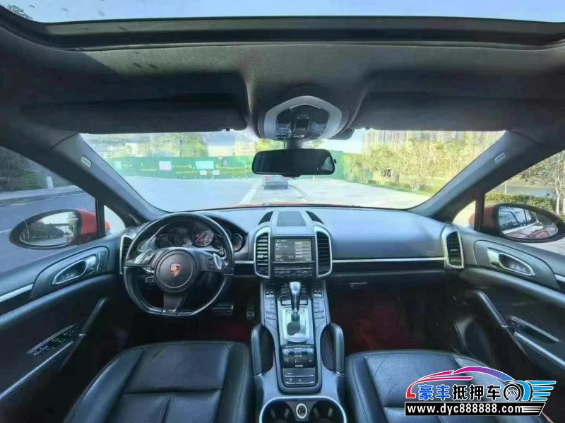 13年保时捷卡宴轿车抵押车出售