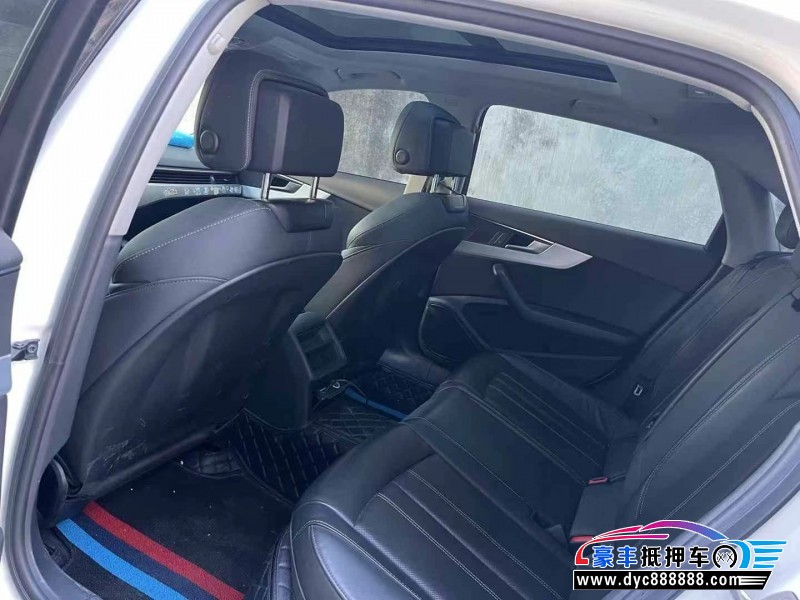21年奥迪A4轿车抵押车出售