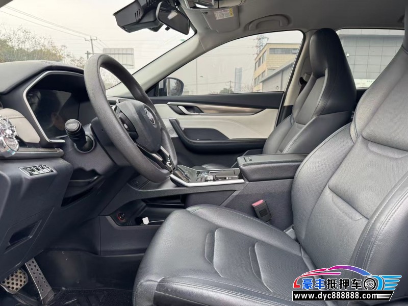 20年威马汽车ex5轿车抵押车出售