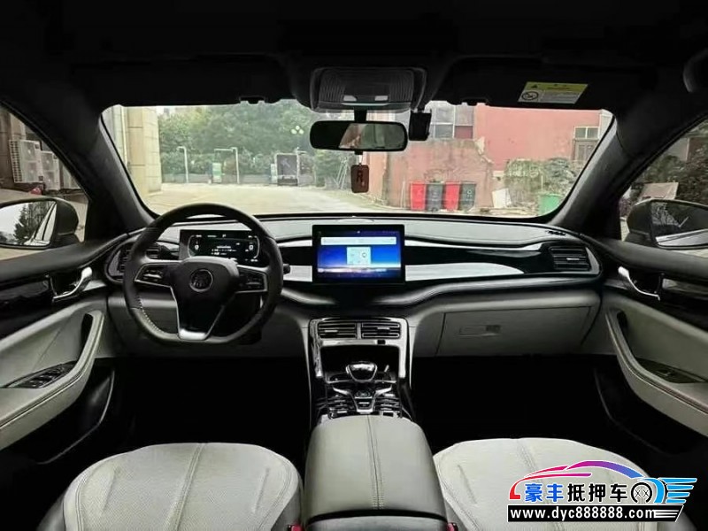23年比亚迪秦轿车抵押车出售