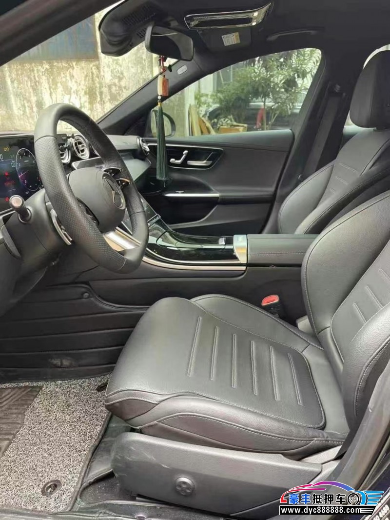 23年奔驰C轿车抵押车出售