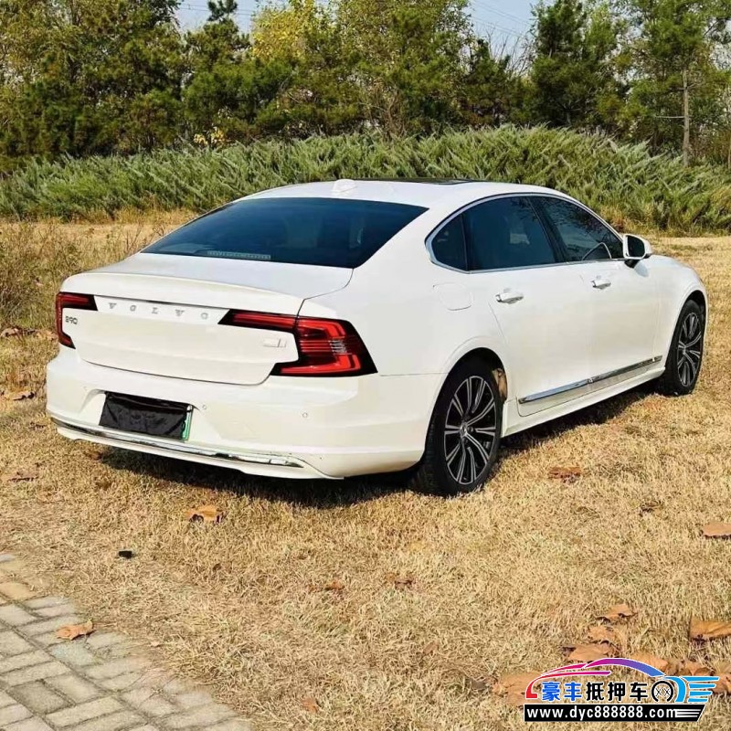 21年沃尔沃S90轿车抵押车出售