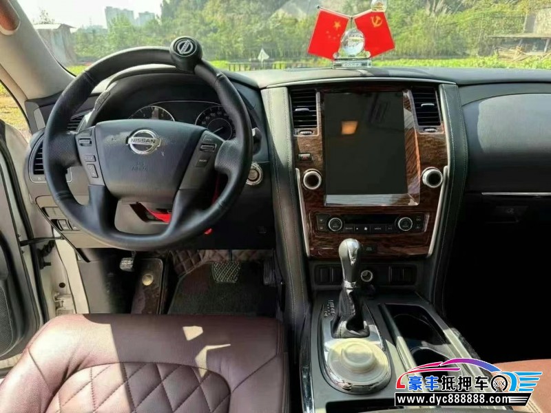 19年日产途乐轿车抵押车出售