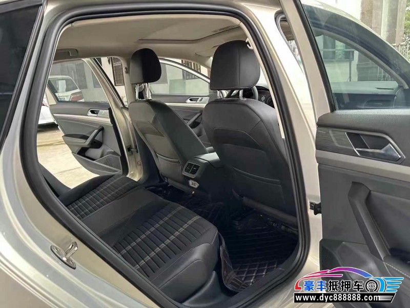 20年大众朗逸轿车抵押车出售