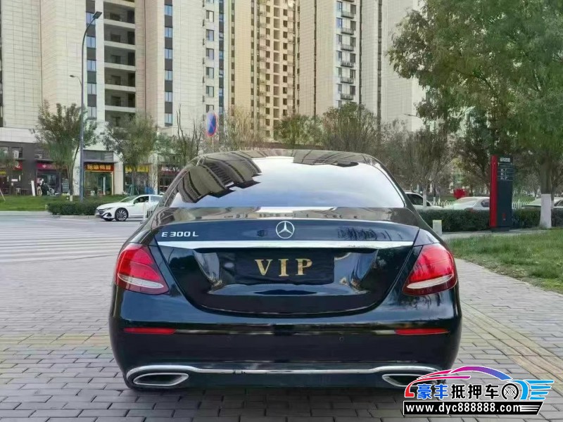 20年奔驰E轿车抵押车出售