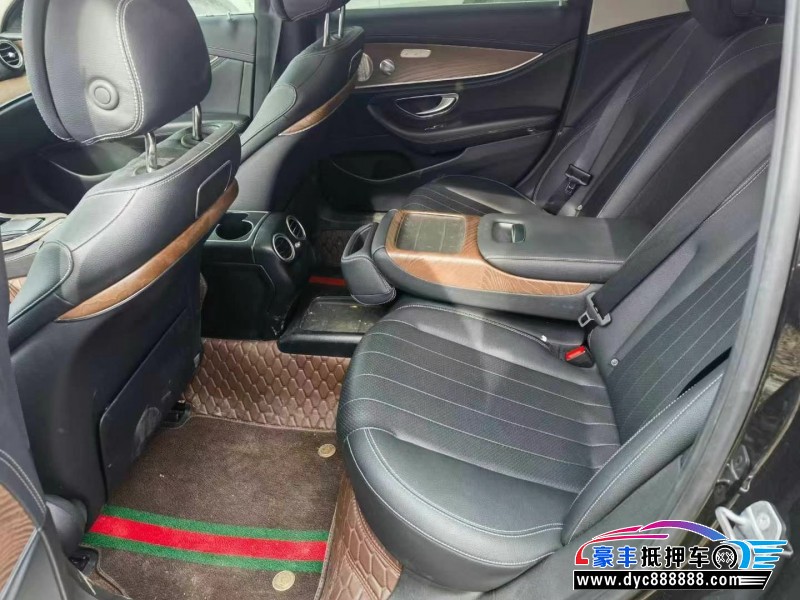 20年奔驰E轿车抵押车出售