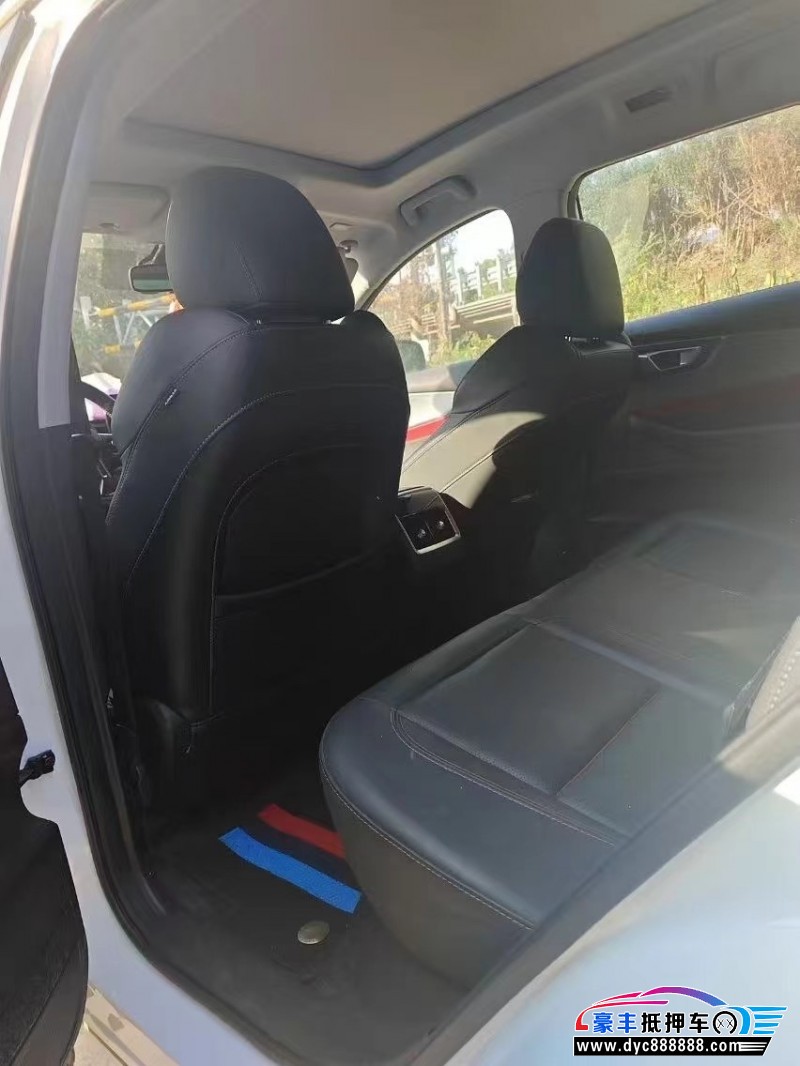 23年奇瑞瑞虎7轿车抵押车出售