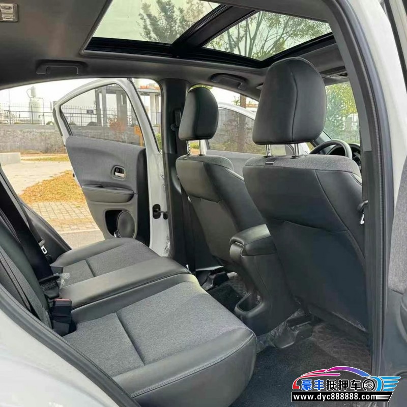 22年本田XRV轿车抵押车出售