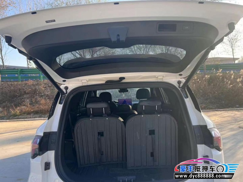 24年吉利博越轿车抵押车出售