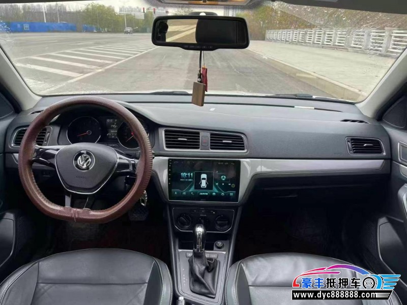 16年大众朗行轿车抵押车出售