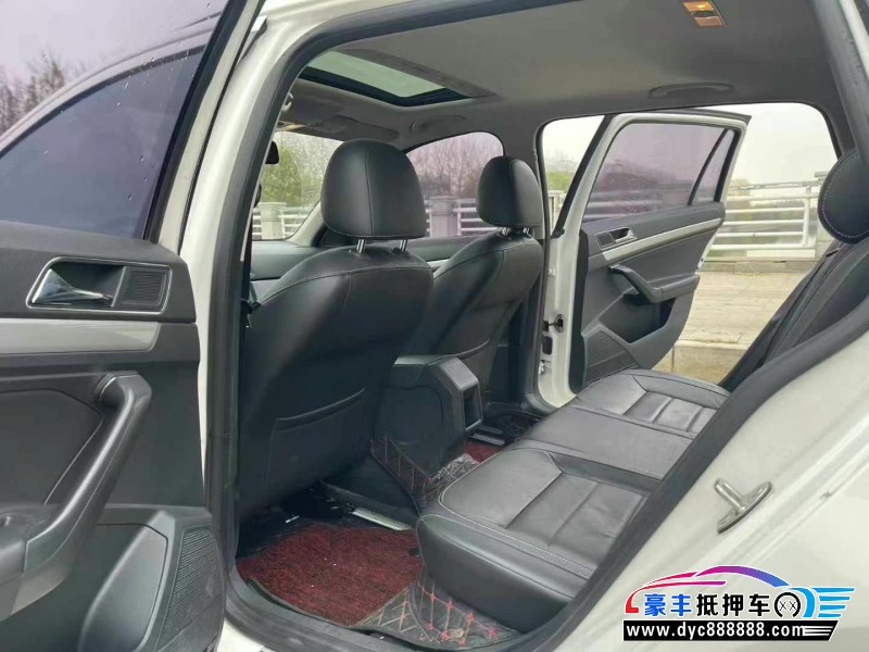 16年大众朗行轿车抵押车出售