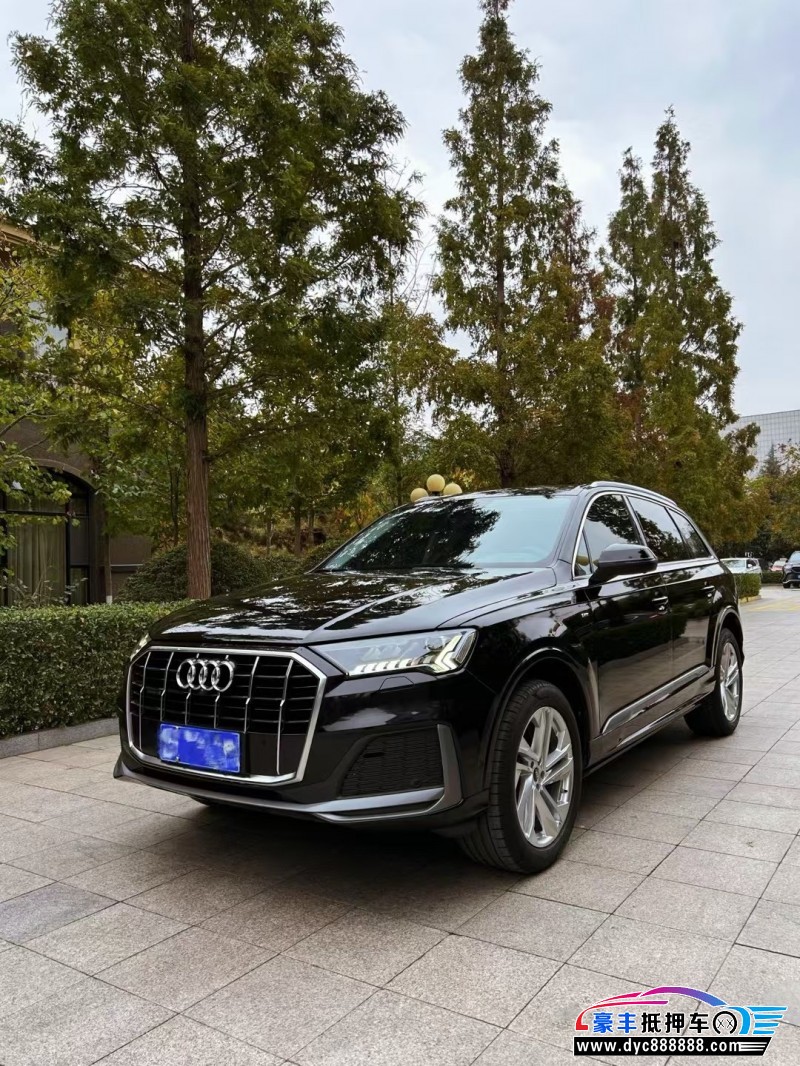 22年奥迪Q7轿车抵押车出售