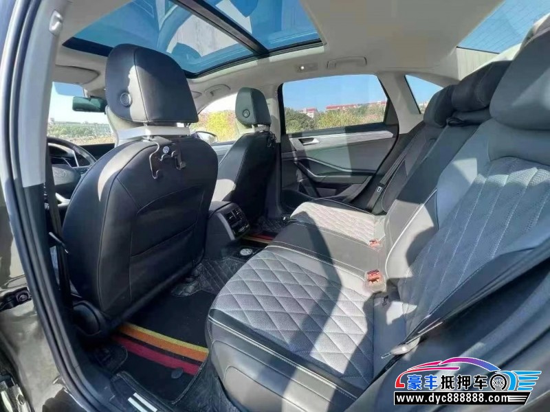 22年大众速腾轿车抵押车出售