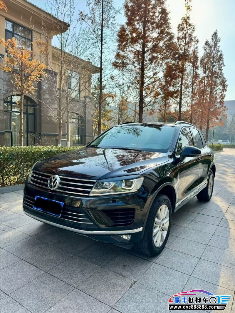 17年大众途锐轿车抵押车出售