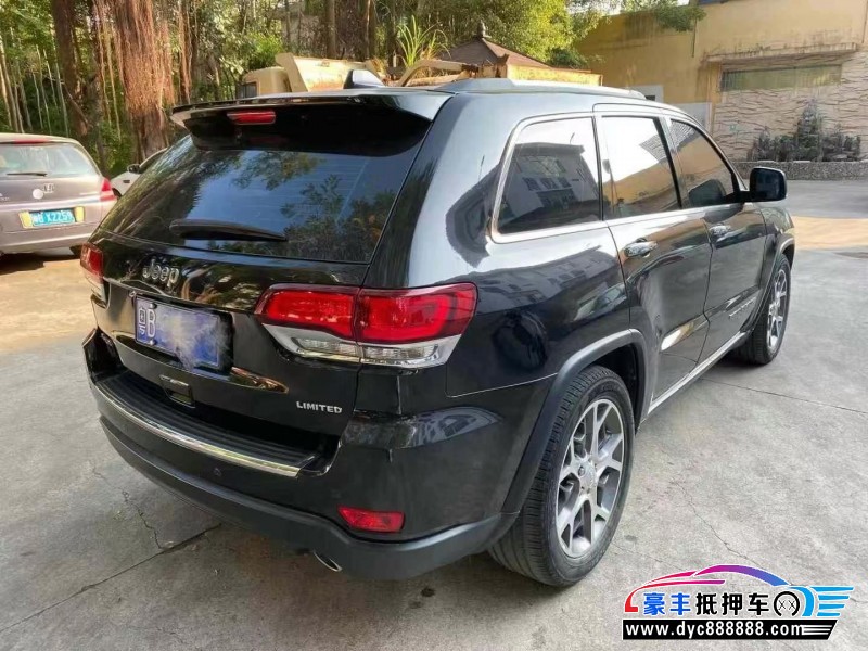 22年Jeep大切诺基轿车抵押车出售