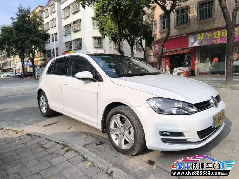 16年大众高尔夫轿车抵押车出售