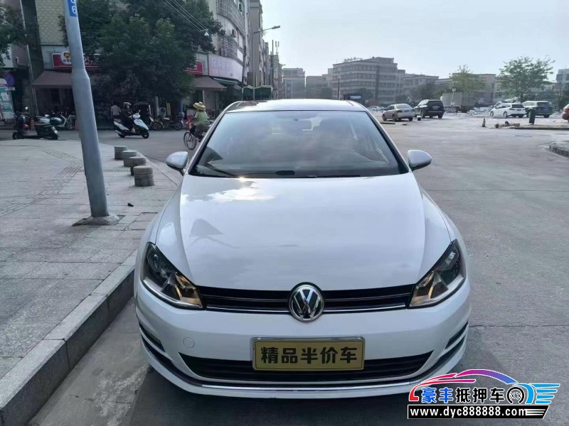 16年大众高尔夫轿车抵押车出售