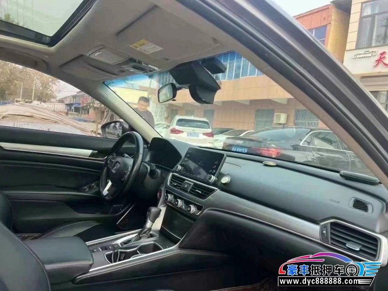 21年本田雅阁轿车抵押车出售