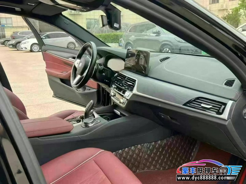 22年宝马5系轿车抵押车出售