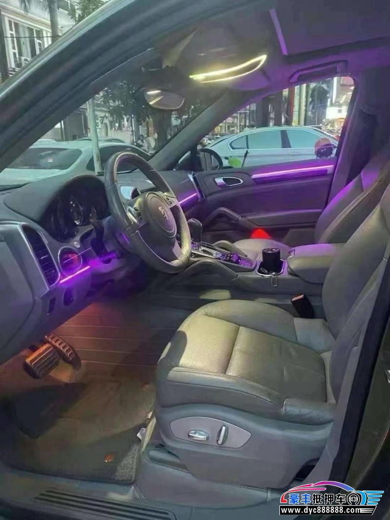 12年保时捷卡宴轿车抵押车出售