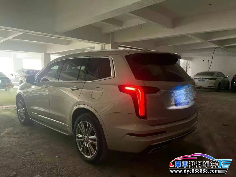 22年凯迪拉克xt6轿车抵押车出售