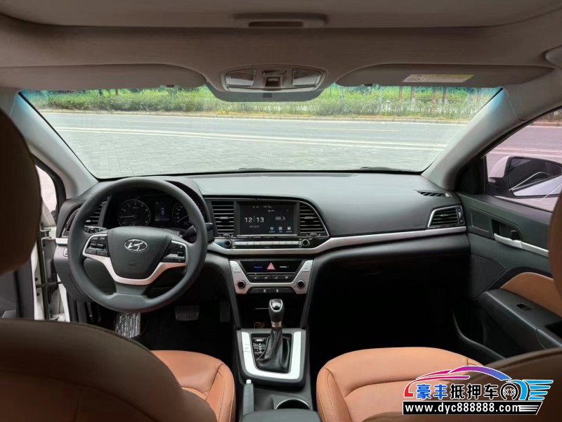 18年现代领动轿车抵押车出售