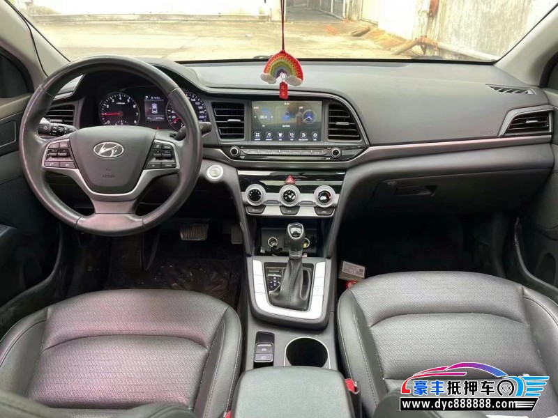 20年现代领动轿车抵押车出售