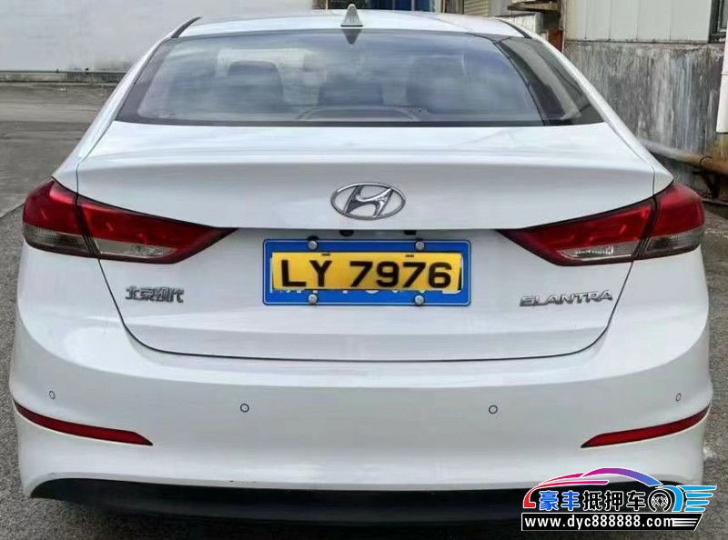 20年现代领动轿车抵押车出售