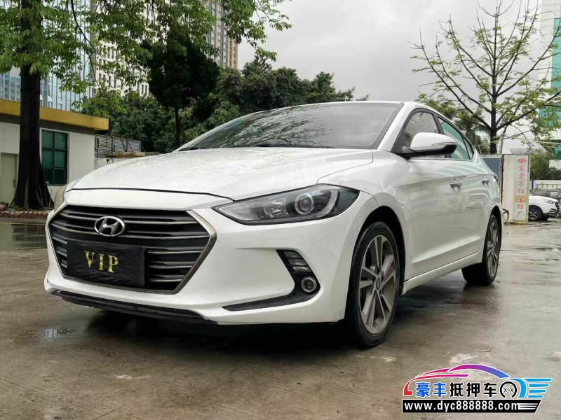 17年现代领动轿车抵押车出售