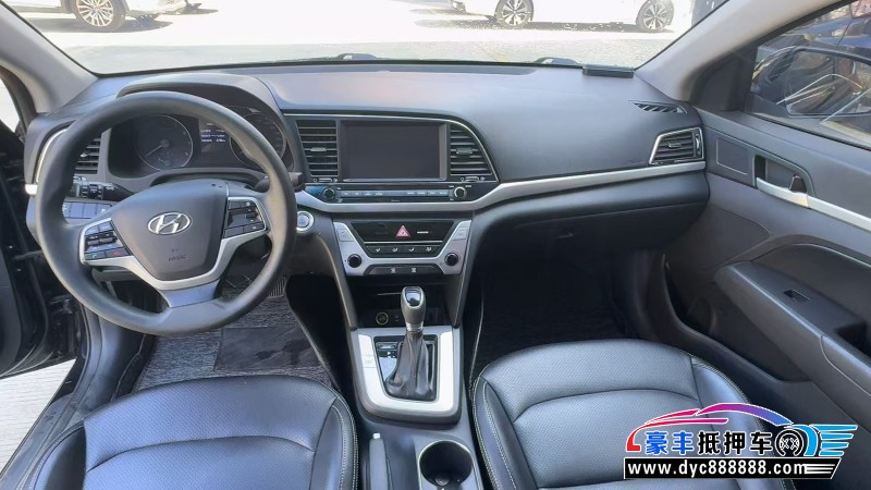 18年现代领动轿车抵押车出售