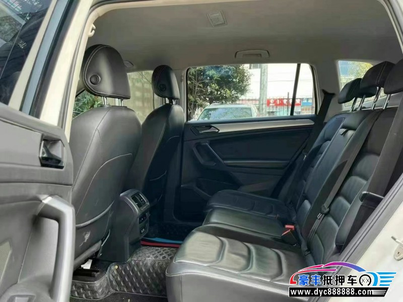 18年大众途观轿车抵押车出售