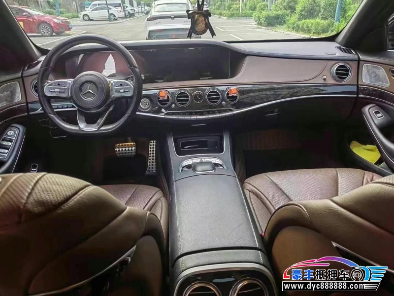 19年奔驰S轿车抵押车出售