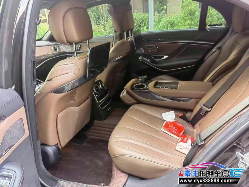 19年奔驰S轿车抵押车出售