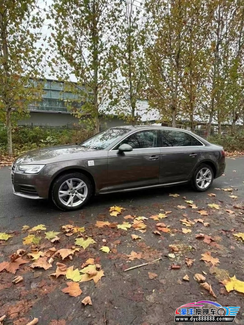 17年奥迪A4L轿车抵押车出售