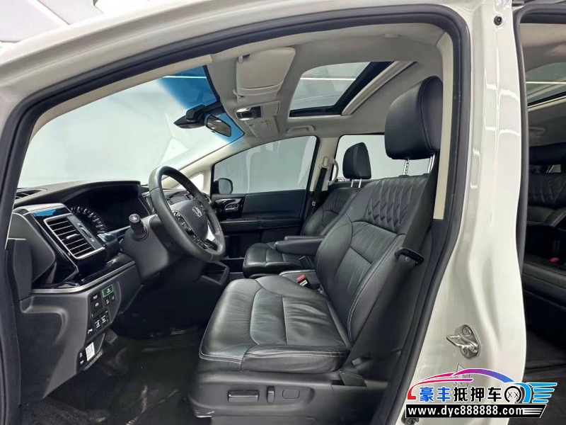 21年本田艾力绅轿车抵押车出售