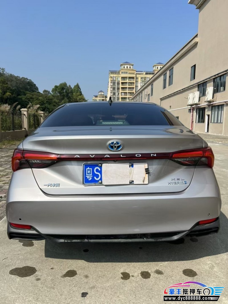 19年丰田亚洲龙轿车抵押车出售