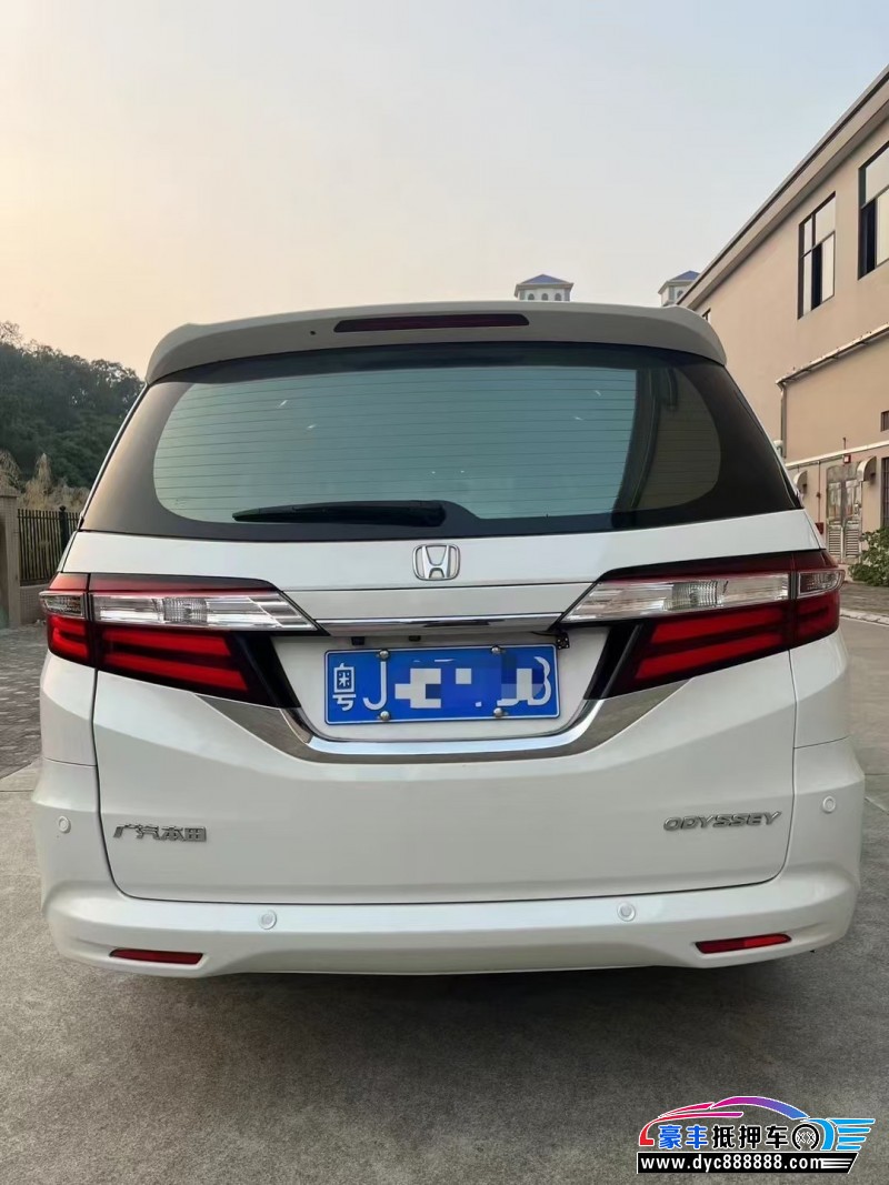 18年本田奥德赛轿车抵押车出售